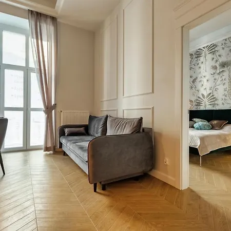 Saskie Art Deco Spokojna 10 *